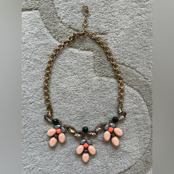 J Crew statement necklace - Picture 1 of 8